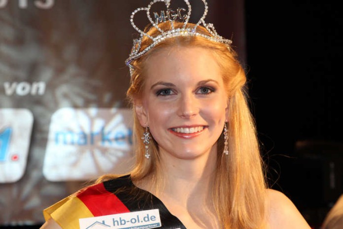 Die amtierende Miss Rheinland-Pfalz, <b>Sabine Graf</b> aus Rülzheim, ... - img-110306-miss-rlp13_8175-696x464