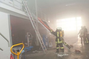 Rettung von Personen mit einem Schleifkorb (orange)