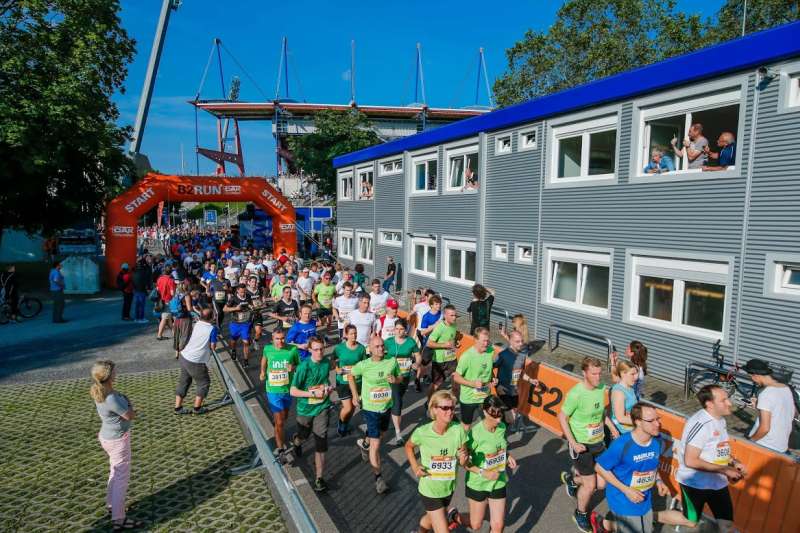 8.000 Teilnehmer aus 400 Unternehmen am Start (Foto: B2RUN/Stephan Schütze)