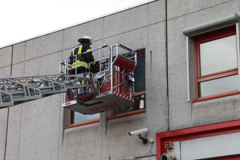 Die Bergung der Eingeschlossenen beginnt