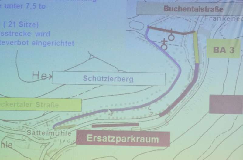 Zwischen den Bauabschnitten 1 und 2 wird ein Ersatzparkraum für die betroffenen Anwohner eingerichtet