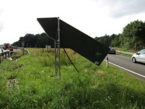 Beschädigtes Verkehrszeichen (Foto: Polizei)