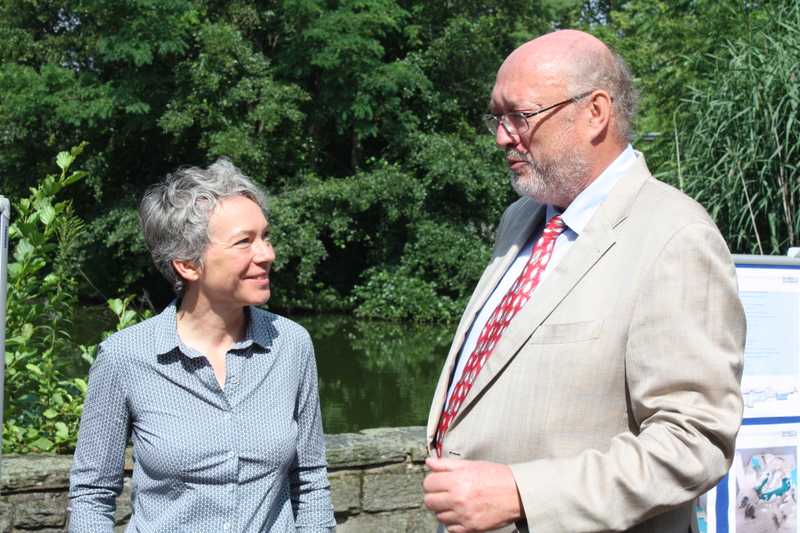 Dr. Ina Hartwig mit Prof. Niekisch