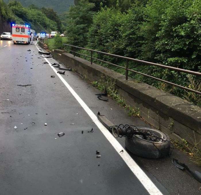 Unfallspuren (Foto: Polizei)