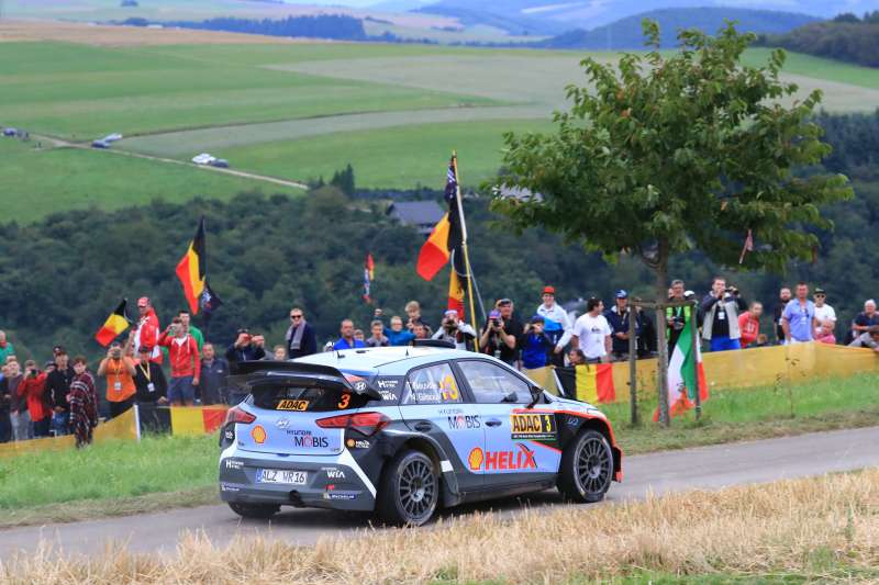 Thierry Neuville im Hyundai (Foto: ADAC Motorsport)