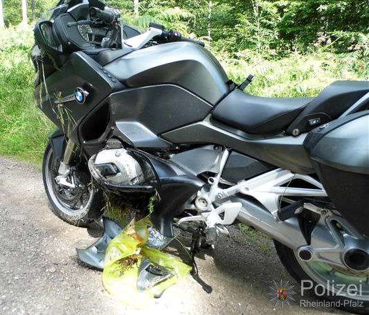 Das Motorrad des mutmaßlichen Unfallverursachers (Foto: Polizei)