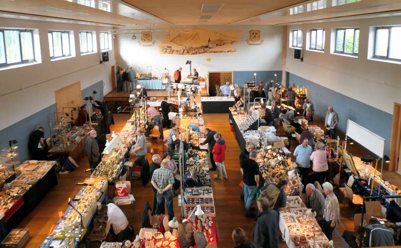 Ein Blick in die Gemeindehalle Imsbach (Archivbild 2010, Foto: Donnerberg-Touristik-Verband)