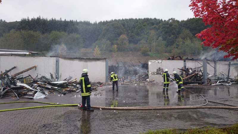 Am Morgen wurde das Schadensausmaß mehr als deutlich (Foto: Polizei)