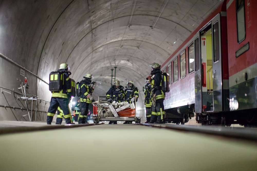 Am 30.10.16 findet eine Großübung im Mainzer Eisenbahntunnel statt (Foto: Stephan Dinges, Feuerwehr Mainz)