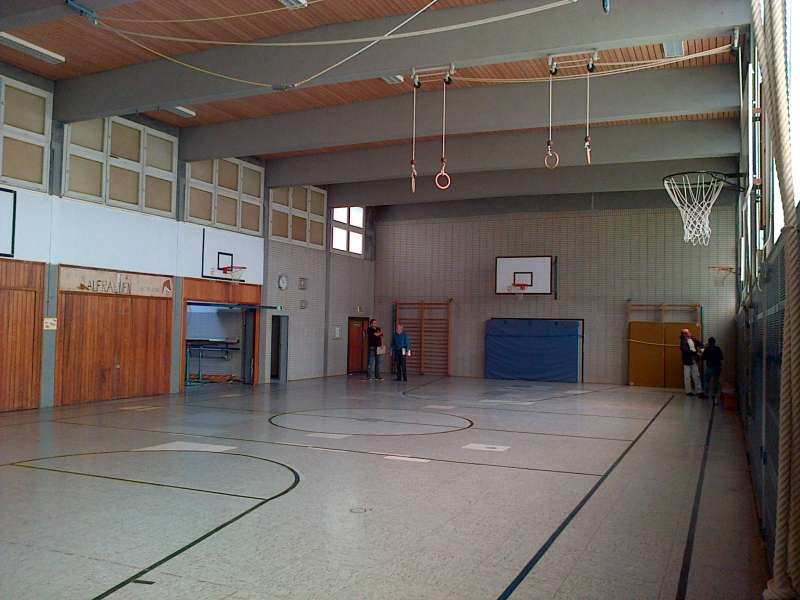 Foto der Turnhalle vor der Renovierung (Foto: Stadtverwaltung Neustadt)