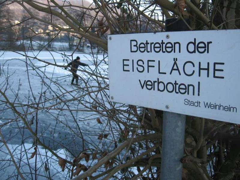 Warnschild (Foto: Ralf Mittelbach)