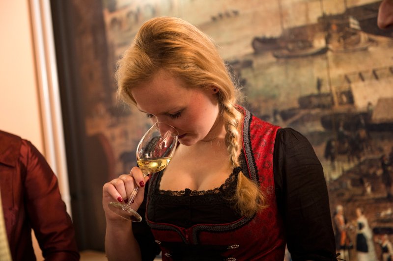 Erste Frankfurter Weinkönigin Marilen I. (Foto: Salome Roessler)