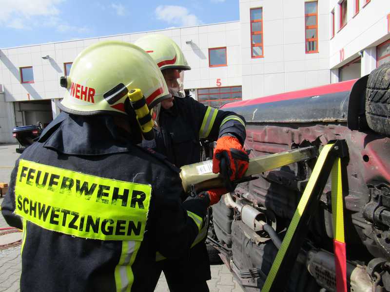Rettungsübung der Feuerwehr Schwetzingen