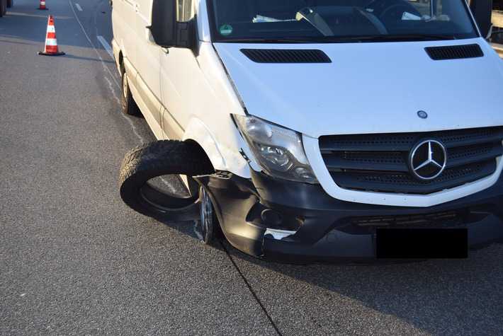Ein rücksichtsloser Sattelzug-Fahrer verursachte diesen Unfall auf der A6