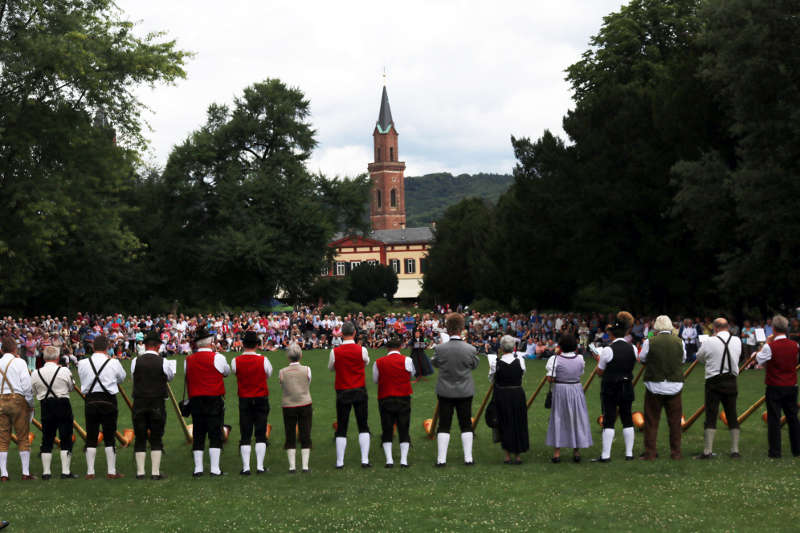 Großer Chor im Schlosspark (Foto: Stadtverwaltung Weinheim)