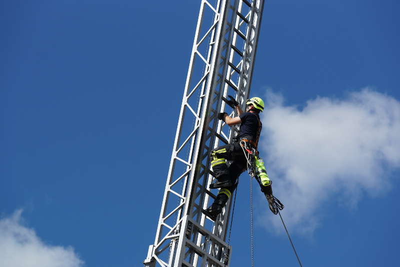 Übung der Höhensicherungsgruppe (Foto: Holger Knecht)