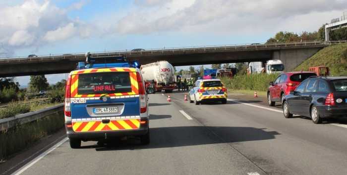 Unfallstelle am Autobahnkreuz Mutterstadt