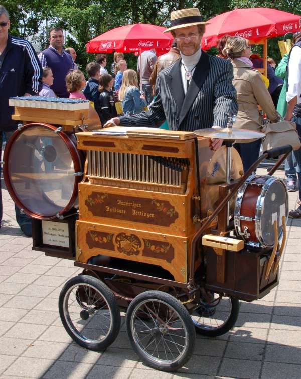 Leierkastenmann (Foto: Stadtverwaltung Viernheim)