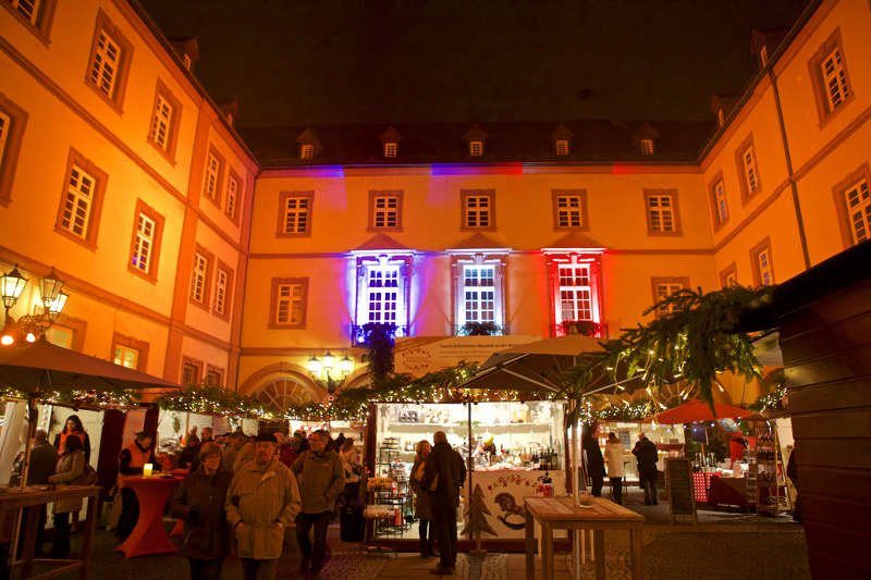 Weihnachtsmarkt der Kunigunde in den historischen Höfen in Neustadt an der Weinstraße (Foto: gliglag.de)