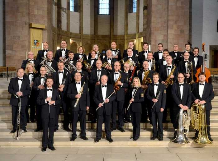 Das Landespolizeiorchester Rheinland-Pfalz mit Dirigent Stefan Grefig gastiert am 7. Dezember, um 18 Uhr in der Gelöbniskirche Maria Schutz in Kaiserslautern.