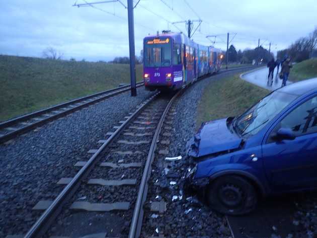 Der verunfallte Opel Corsa