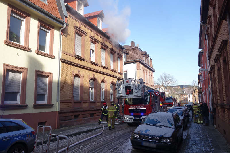 Brand in der Hummelstraße (Foto: Feuerwehr Kaiserslautern)