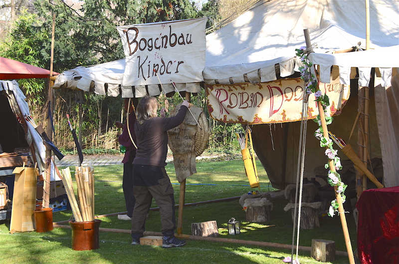 Bogenbau für Kids (Foto: Stadtpark Mannheim)