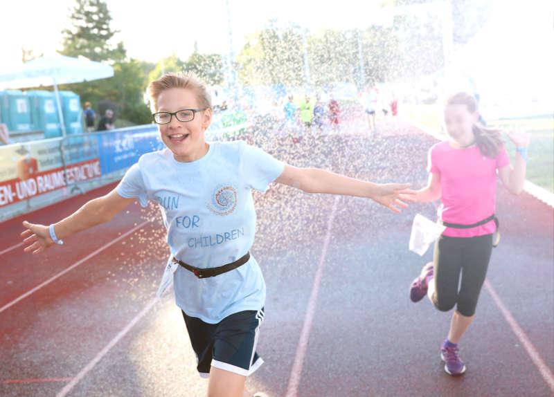 Run for children (Foto: SCHOTT AG/ Alexander Sell)