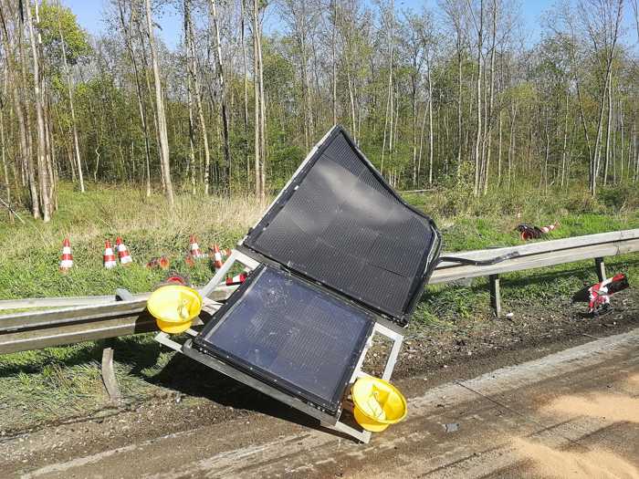 Bilder von der Unfallstelle - Freiwillige Feuerwehr Weingarten Andreas Denk