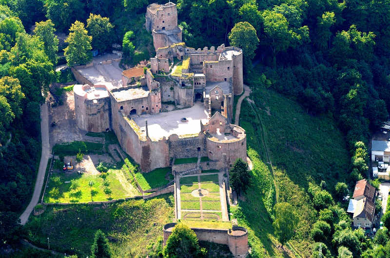 Schloss- und Festungsruine Hardenburg (Foto: Stadt Bad Dürkheim)