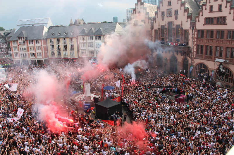 Publikum (Foto: Stadt Frankfurt / Stefan Maurer)