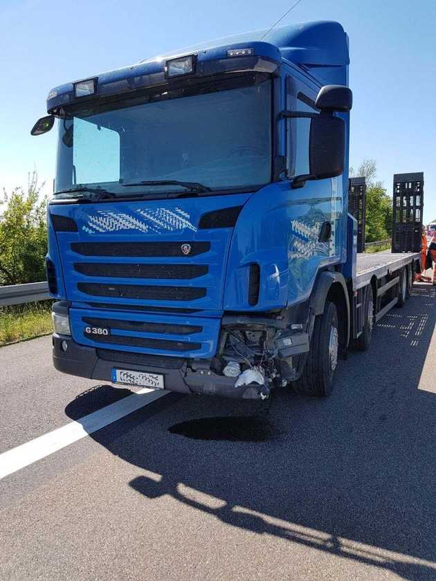 Unfallbeteiligter LKW