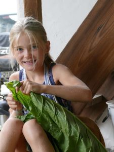 Beim Tabaknähen waren immer Kinder dabei (Foto: Stadt Lorsch)