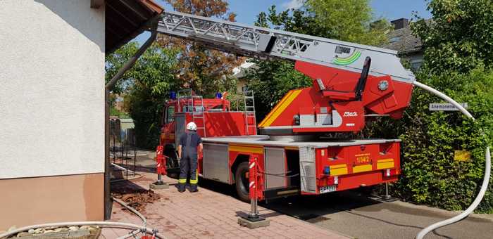 Die Feuerwehr Speyer unterstützte beim Brand