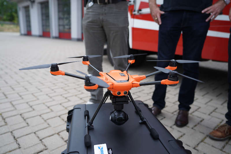 Die Drohne verfügt über sechs Rotoren (Foto: Holger Knecht)