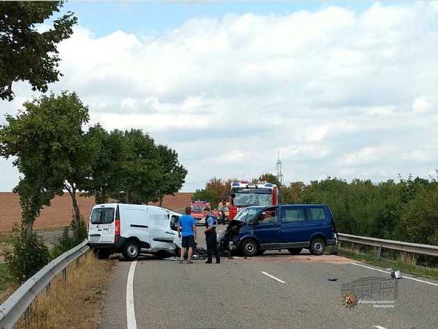 Unfallstelle B48 - Frontalcrash