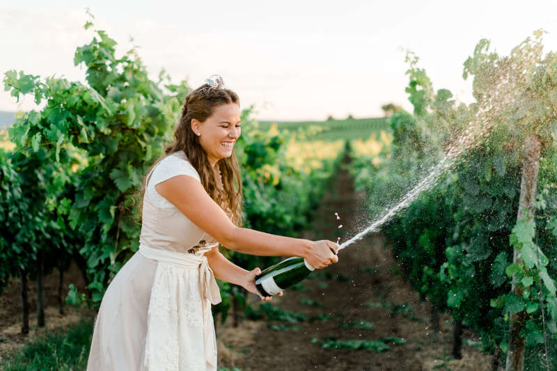 Weinprinzessin Tamara (Foto: Tourist Service GmbH Deidesheim/Stephan Presser)