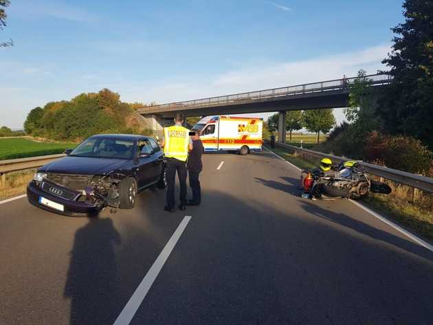 Unfall mit Polizeimotorrad