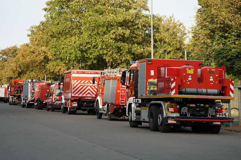 Ludwigshafen Berufsfeuerwehr Blaulichtumzug (Foto: Holger Knecht)