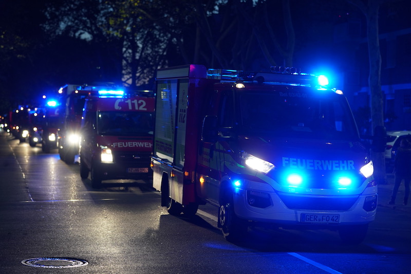 Ludwigshafen Berufsfeuerwehr Blaulichtumzug (Foto: Holger Knecht)