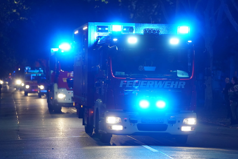 Ludwigshafen Berufsfeuerwehr Blaulichtumzug (Foto: Holger Knecht)