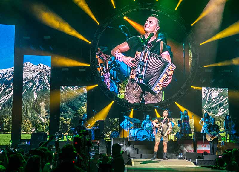 Mannheim SAP Arena Andreas Gabalier (Foto: Helmut Dell)