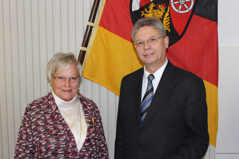 Ulrike Köhler und SGD-Süd-Präsident Hans-Jürgen Seimetz (Foto: SGD Süd)