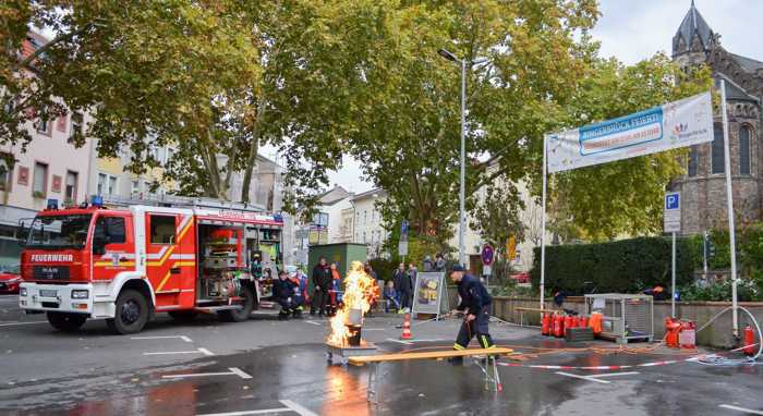 Feuerwehrvorführung Foto: Stadt Bingen