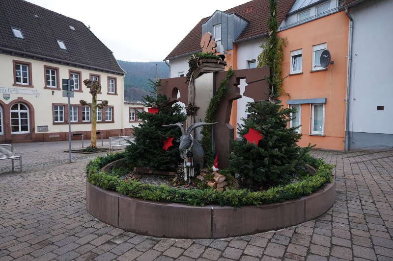 Lambrecht Weihnachtsbrunnen 2018 (Foto: Holger Knecht)