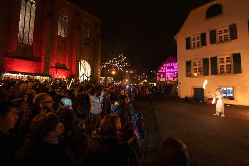 Märchenhafter Adventsmarkt Lambrecht 2018 (Foto: Holger Knecht)