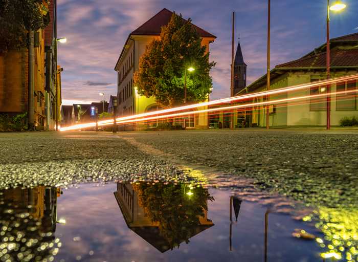 Gespiegeltes Zentrum Hollerith