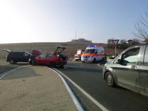 L412: Unfallörtlichkeit, Unfallbeteiligte & beschädigte Fahrzeuge