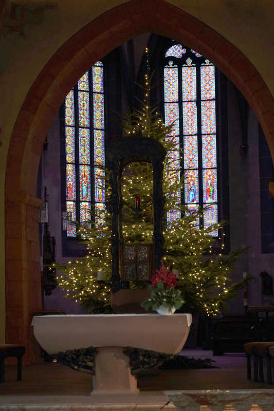Weihnachtskrippe St. Martin Kirche Ettlingen (Foto: Reinhard Schnell)