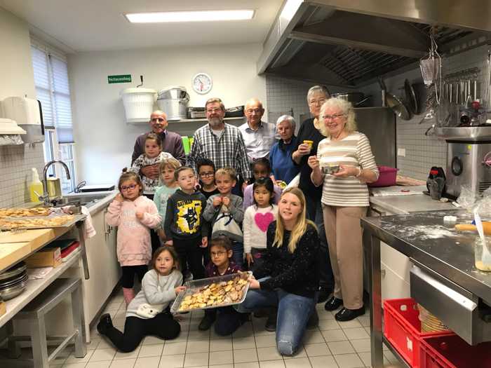 Plätzchenbacken Haus der SeniorInnen - Foto: Stadt Bad Kreuznach